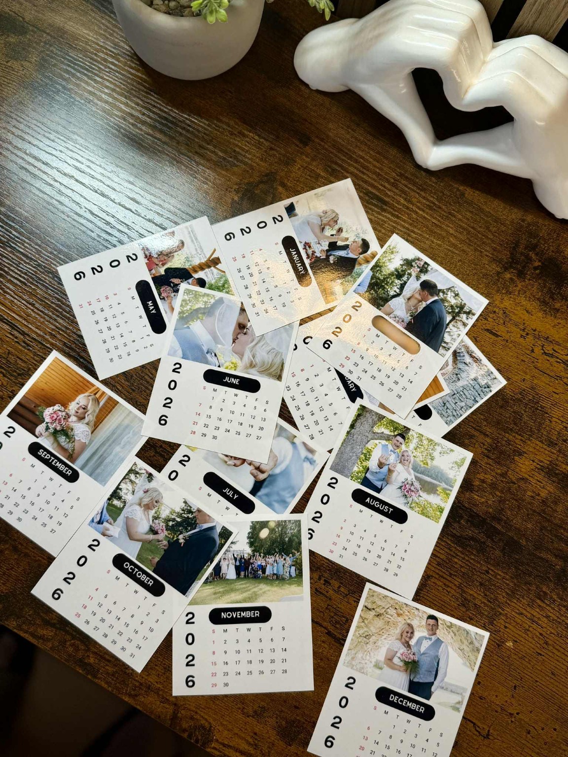 Mini calendar magnet